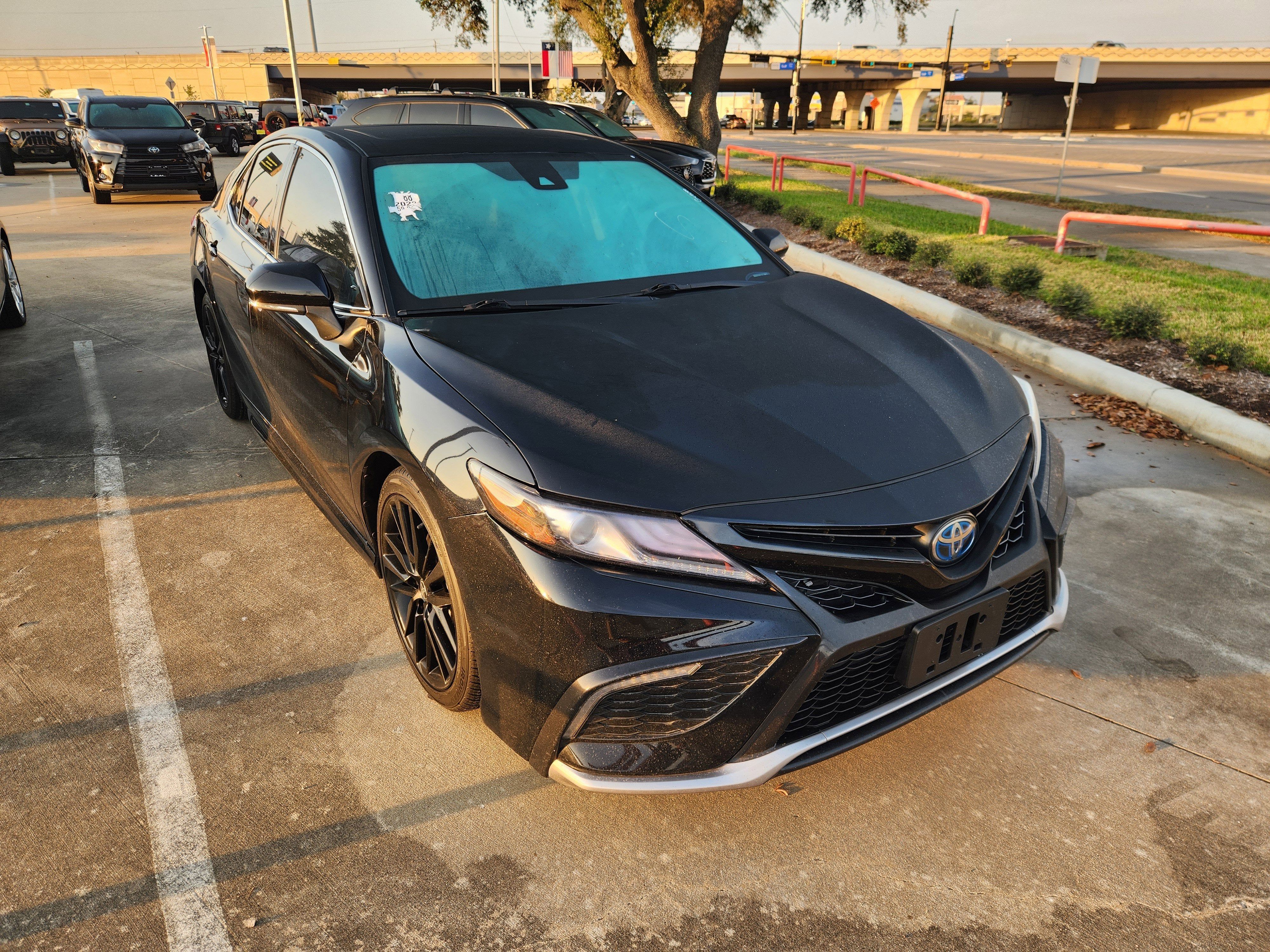 Used 2022 Toyota Camry Hybrid