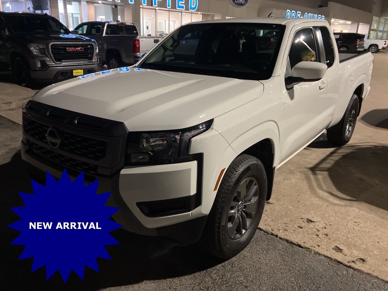 Used 2025 Nissan Frontier