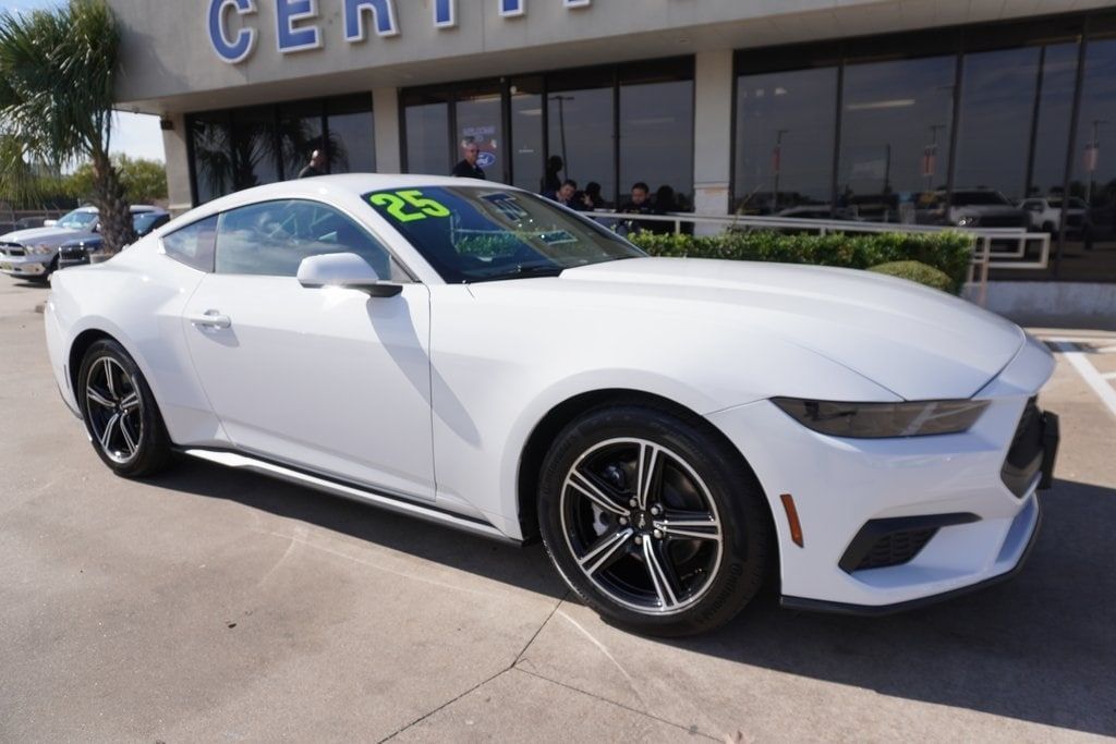 Used 2025 Ford Mustang