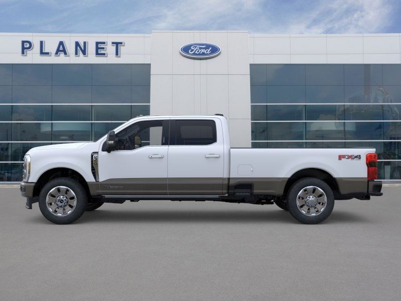 2026 Ford F-350 King Ranch photo 3