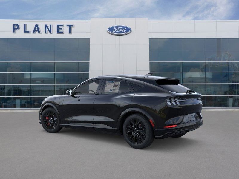 2025 Ford Mustang Mach-E Premium photo 4