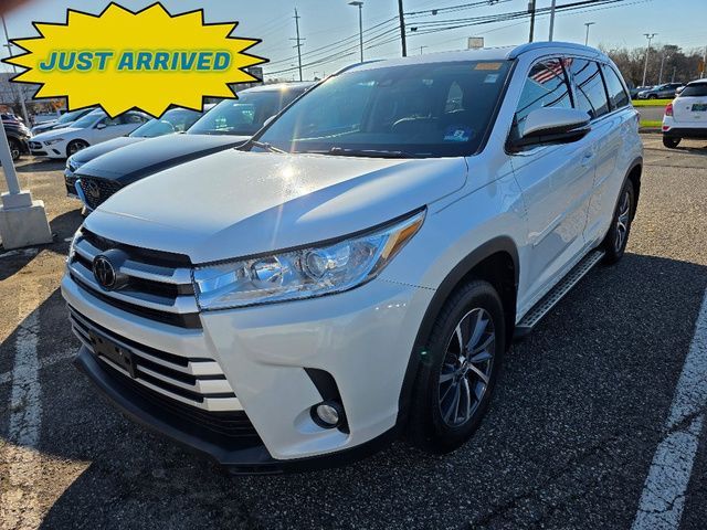 Used 2017 Toyota Highlander