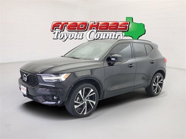 Used 2020 Volvo XC40