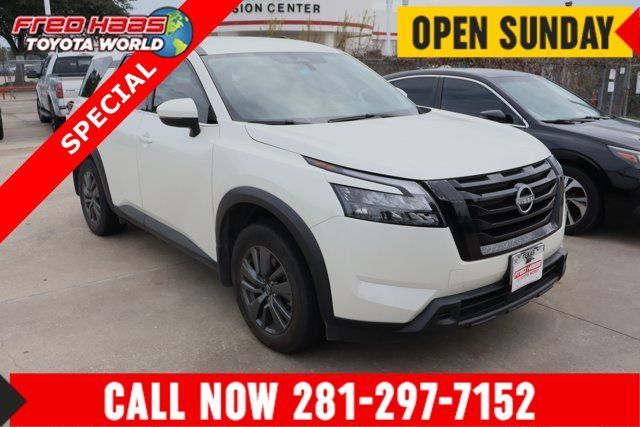 Used 2024 Nissan Pathfinder