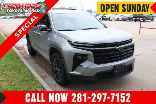 Used 2024 Chevrolet Traverse