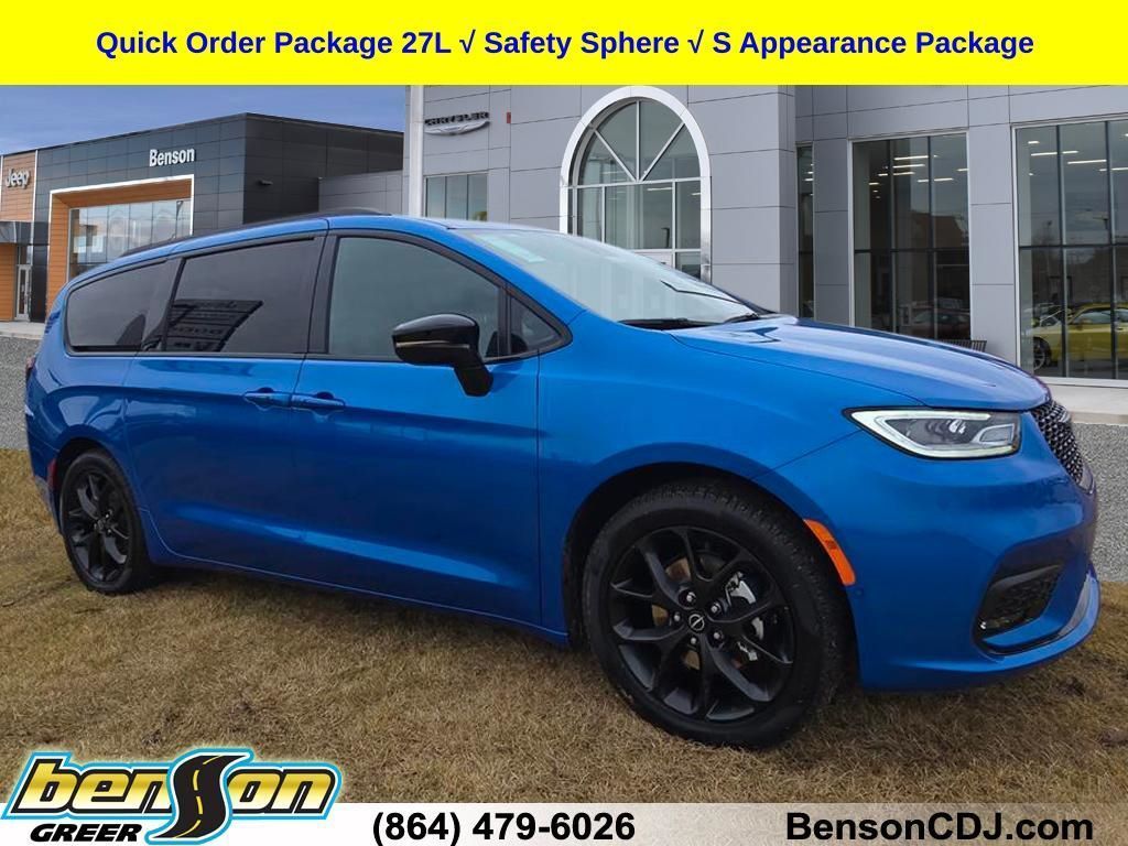 New 2026 Chrysler Pacifica