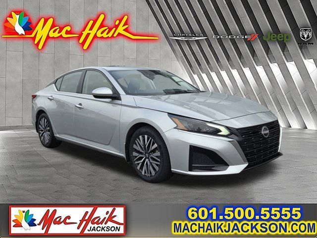 Used 2024 Nissan Altima