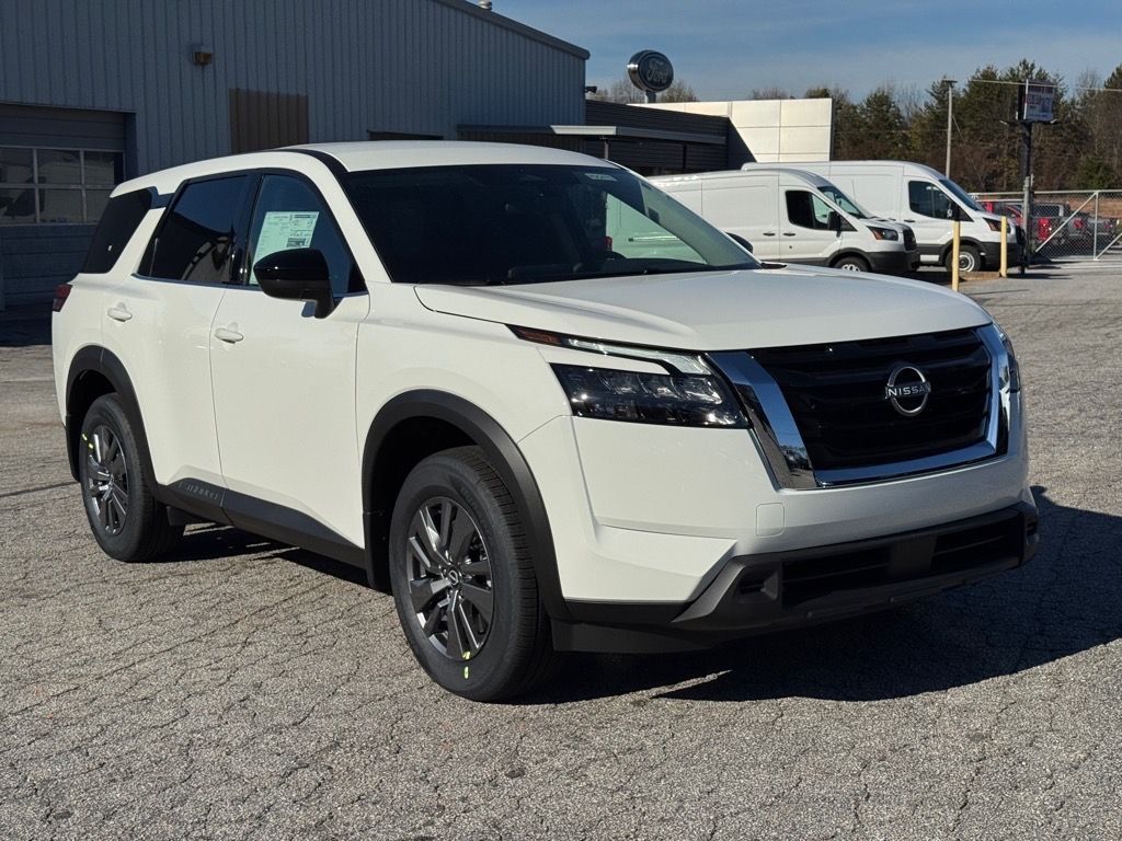 New 2025 Nissan Pathfinder