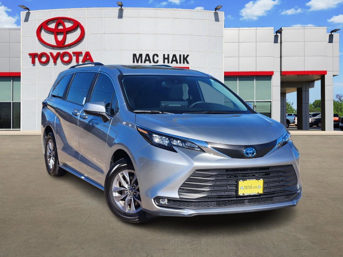 Used 2025 Toyota Sienna