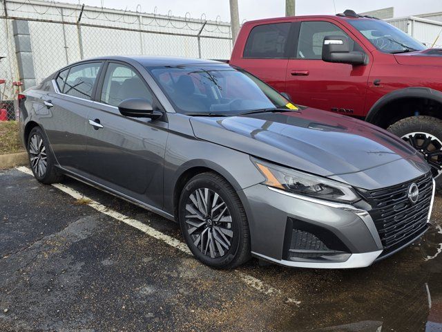 Used 2024 Nissan Altima