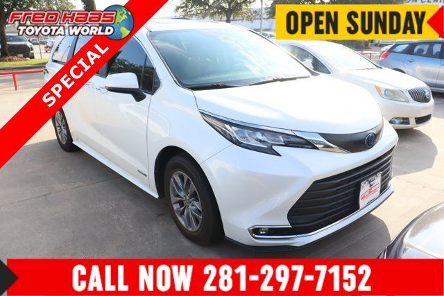 Used 2021 Toyota Sienna