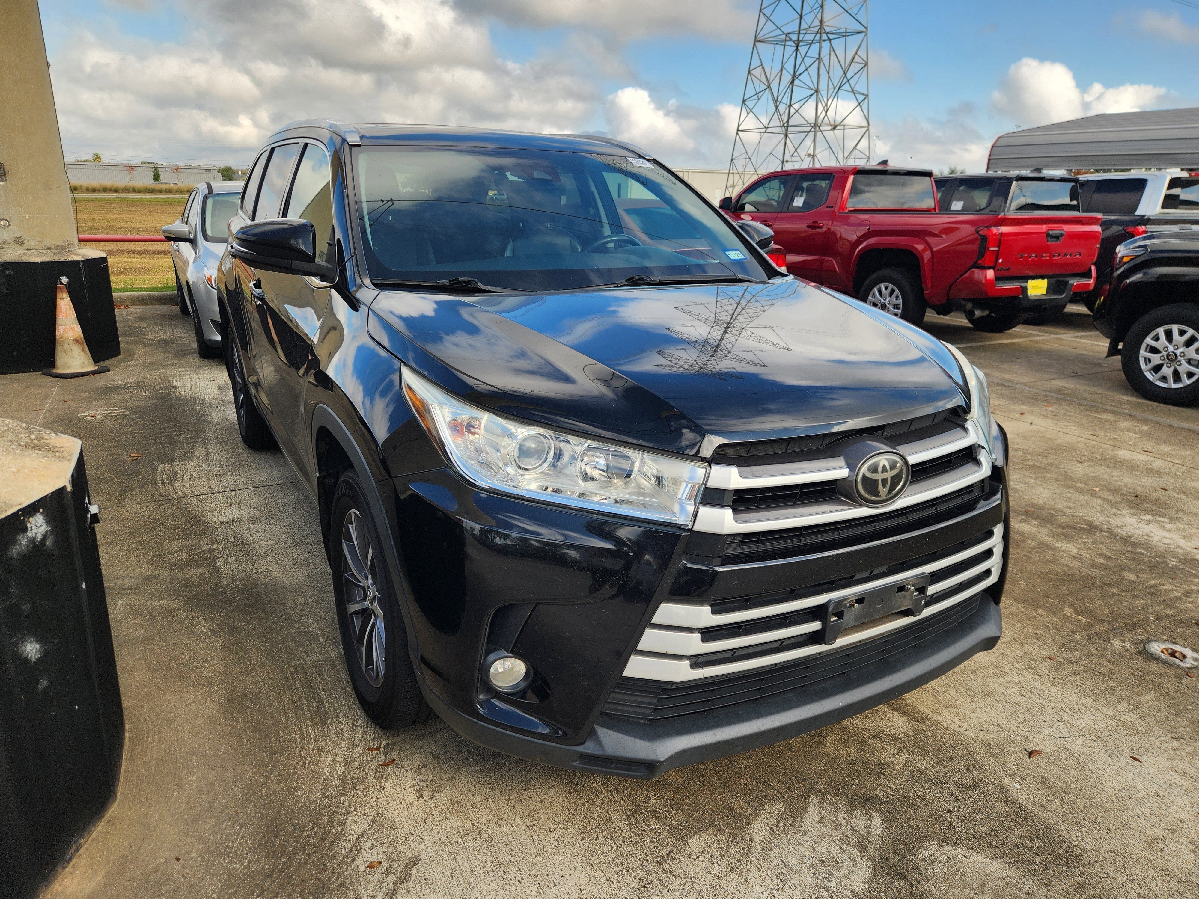 Used 2018 Toyota Highlander