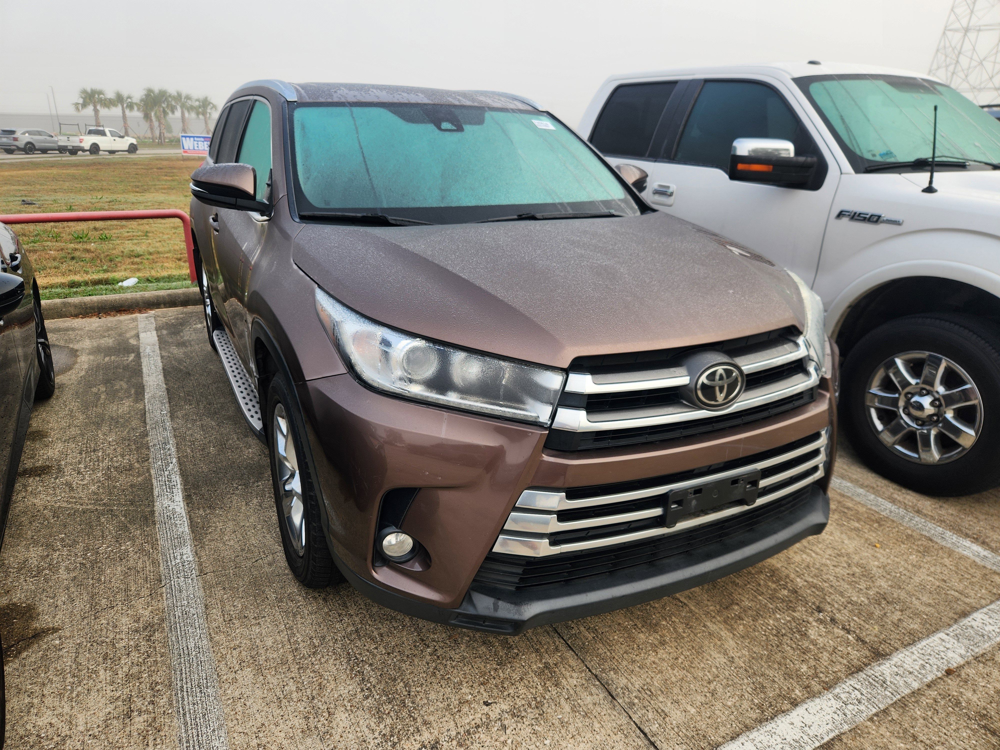 Used 2017 Toyota Highlander