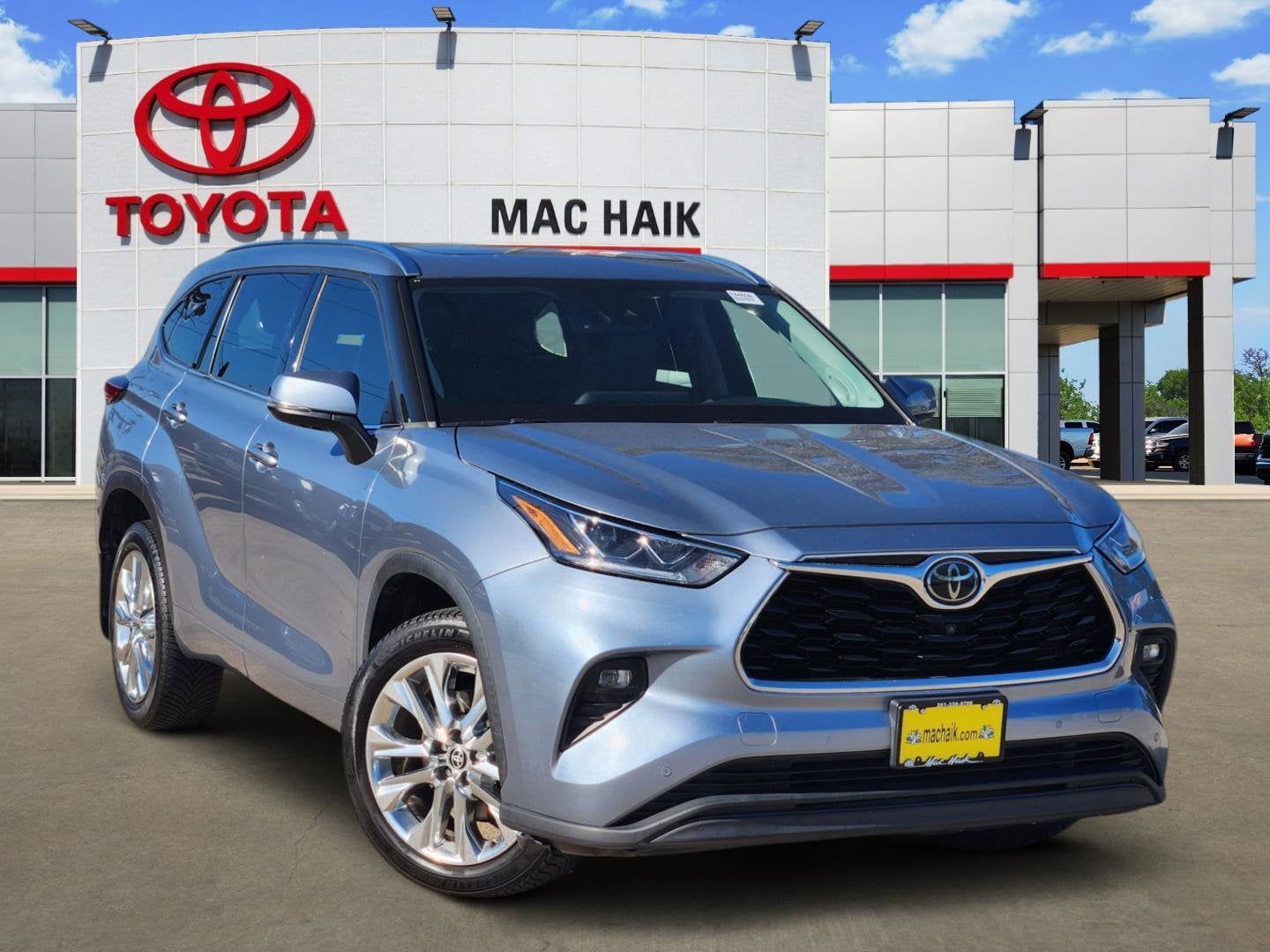 Used 2021 Toyota Highlander