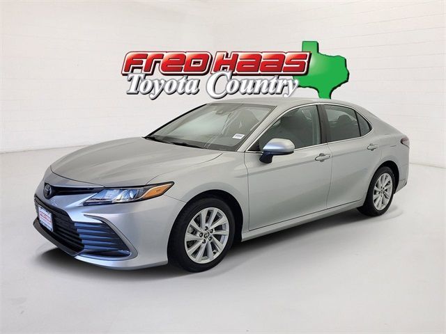 Used 2022 Toyota Camry