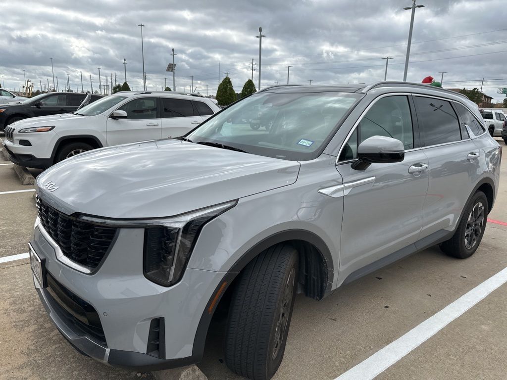 Used 2025 Kia Sorento