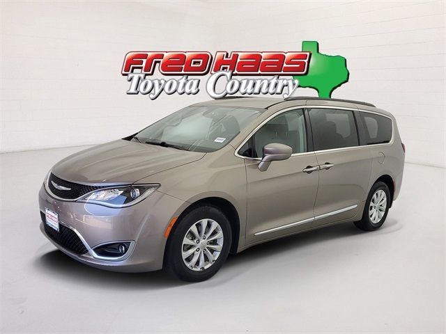 Used 2017 Chrysler Pacifica