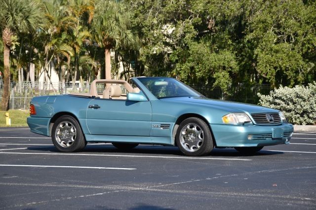 1995 Mercedes-Benz SL's photo