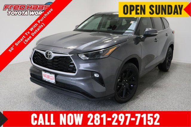 Used 2023 Toyota Highlander