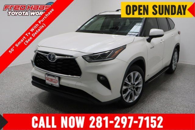 Used 2021 Toyota Highlander