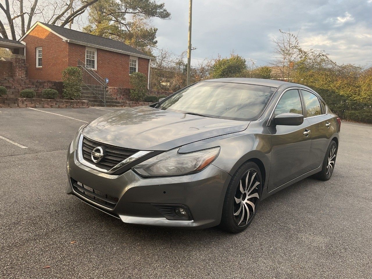 Used 2017 Nissan Altima