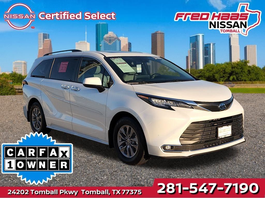 Used 2022 Toyota Sienna