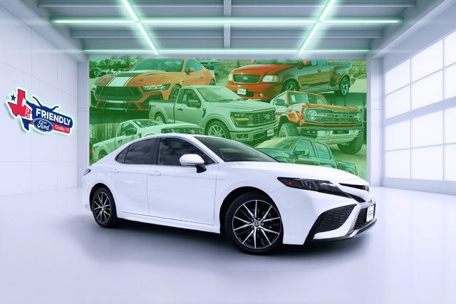Used 2022 Toyota Camry