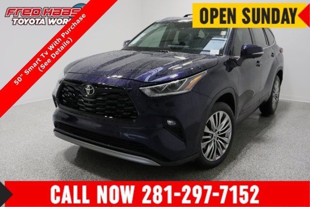 Used 2023 Toyota Highlander