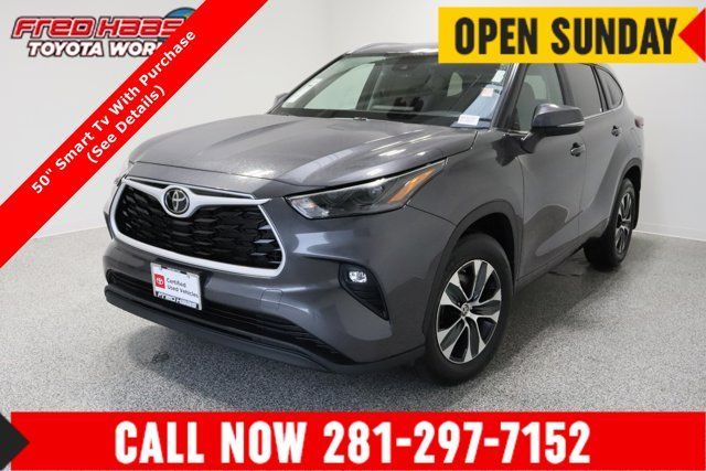 Used 2025 Toyota Highlander