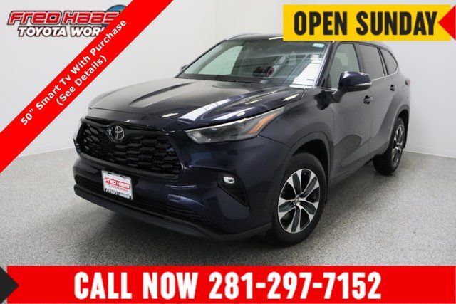Used 2024 Toyota Highlander