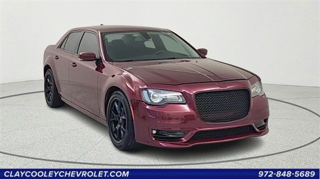 Used 2023 Chrysler 300