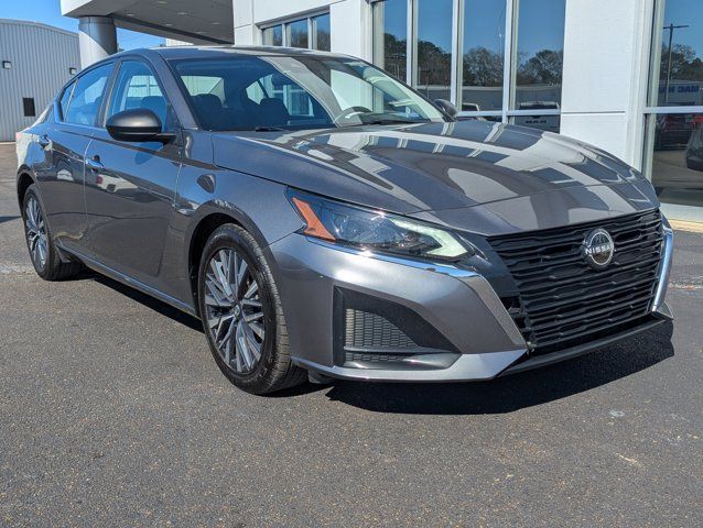 Used 2024 Nissan Altima