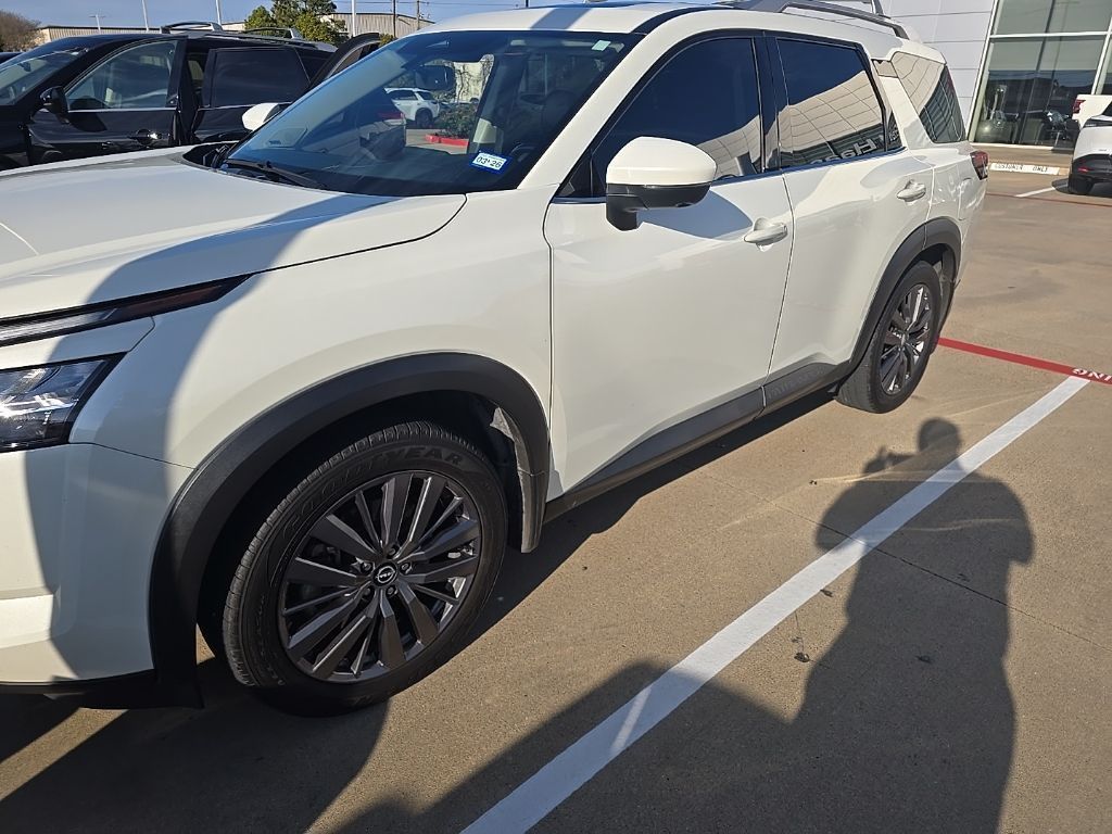 Used 2022 Nissan Pathfinder