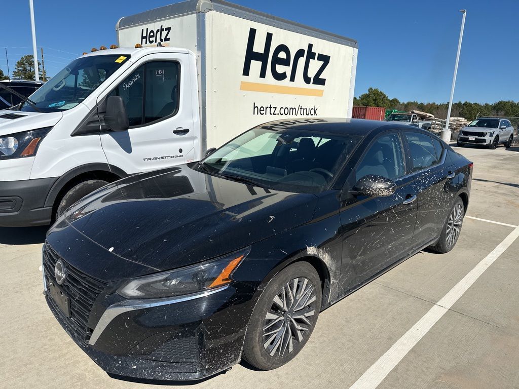 Used 2025 Nissan Altima