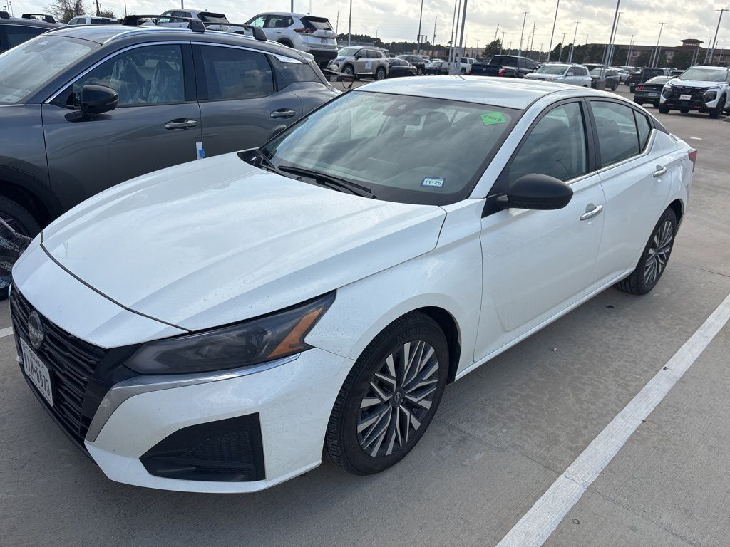 Used 2025 Nissan Altima