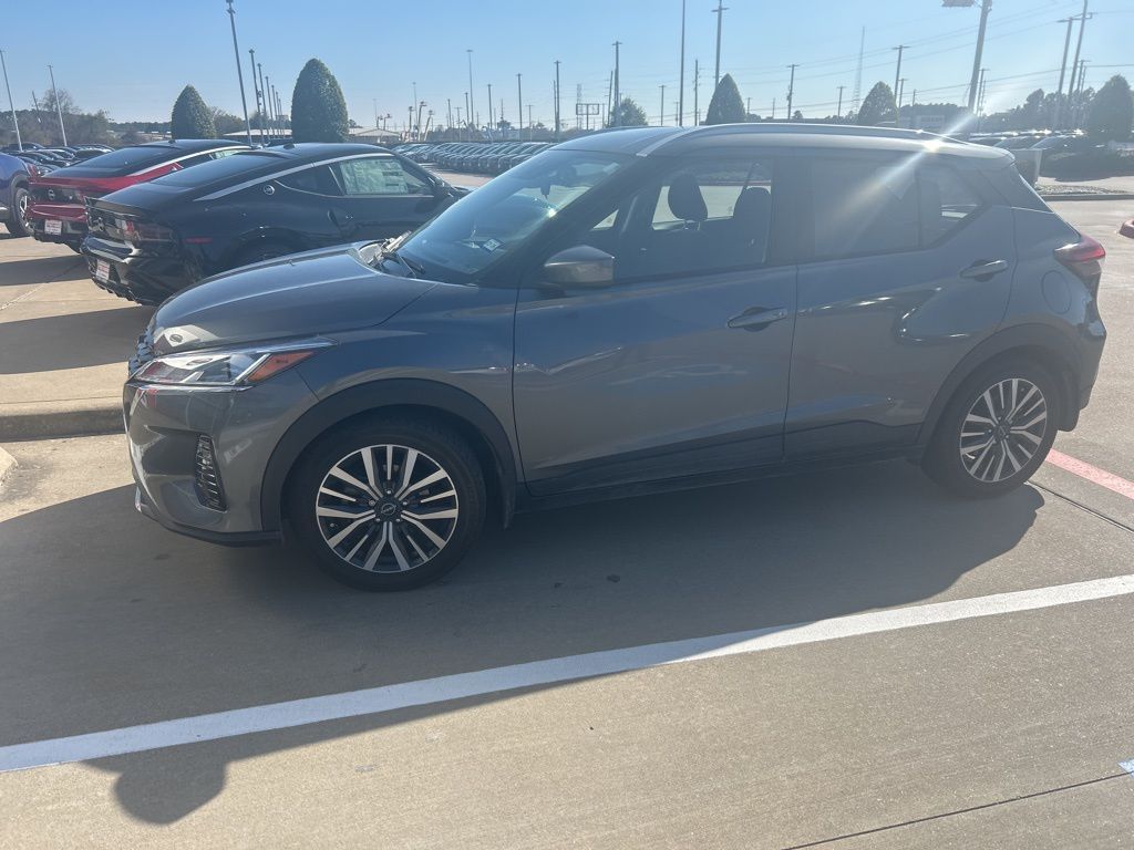 Used 2022 Nissan Kicks