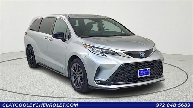 Used 2021 Toyota Sienna
