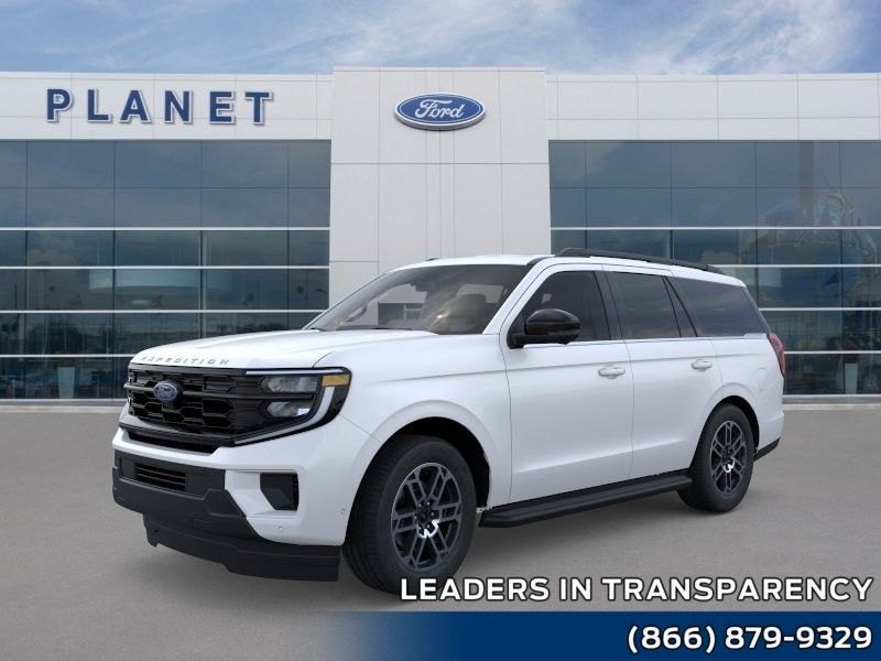 2026 Ford Expedition Active's photo