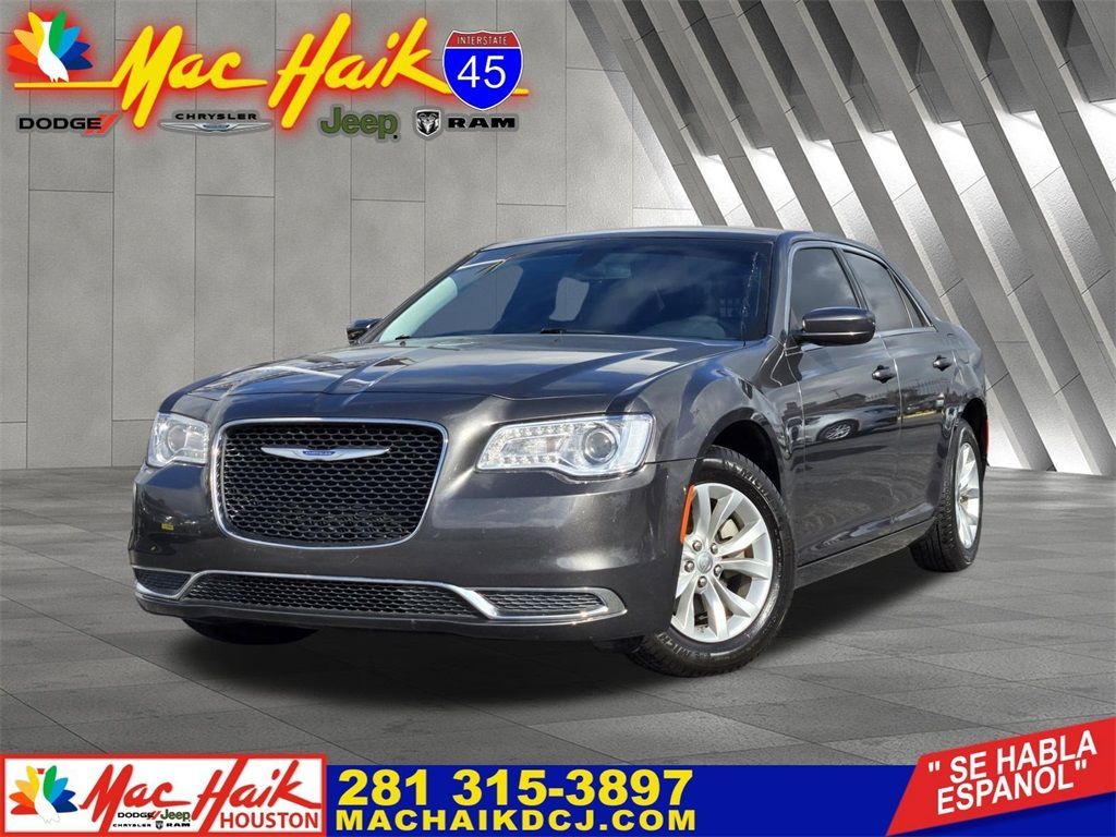 Used 2023 Chrysler 300