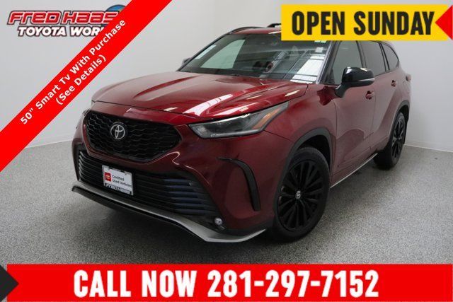 Used 2024 Toyota Highlander