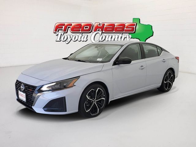 Used 2024 Nissan Altima