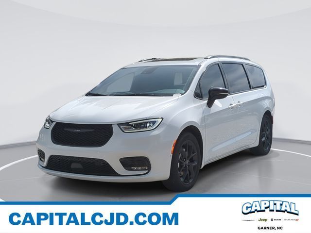 New 2026 Chrysler Pacifica