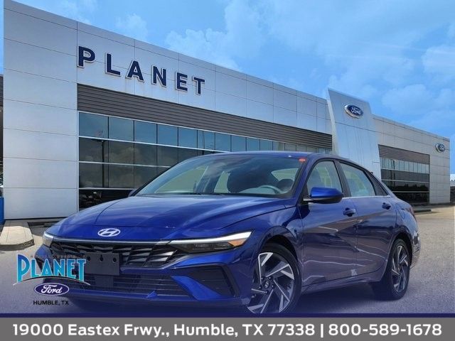 Used 2025 Hyundai Elantra