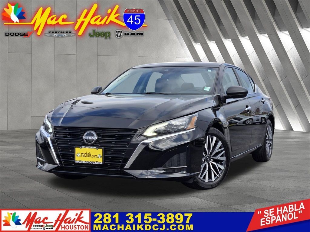 Used 2025 Nissan Altima