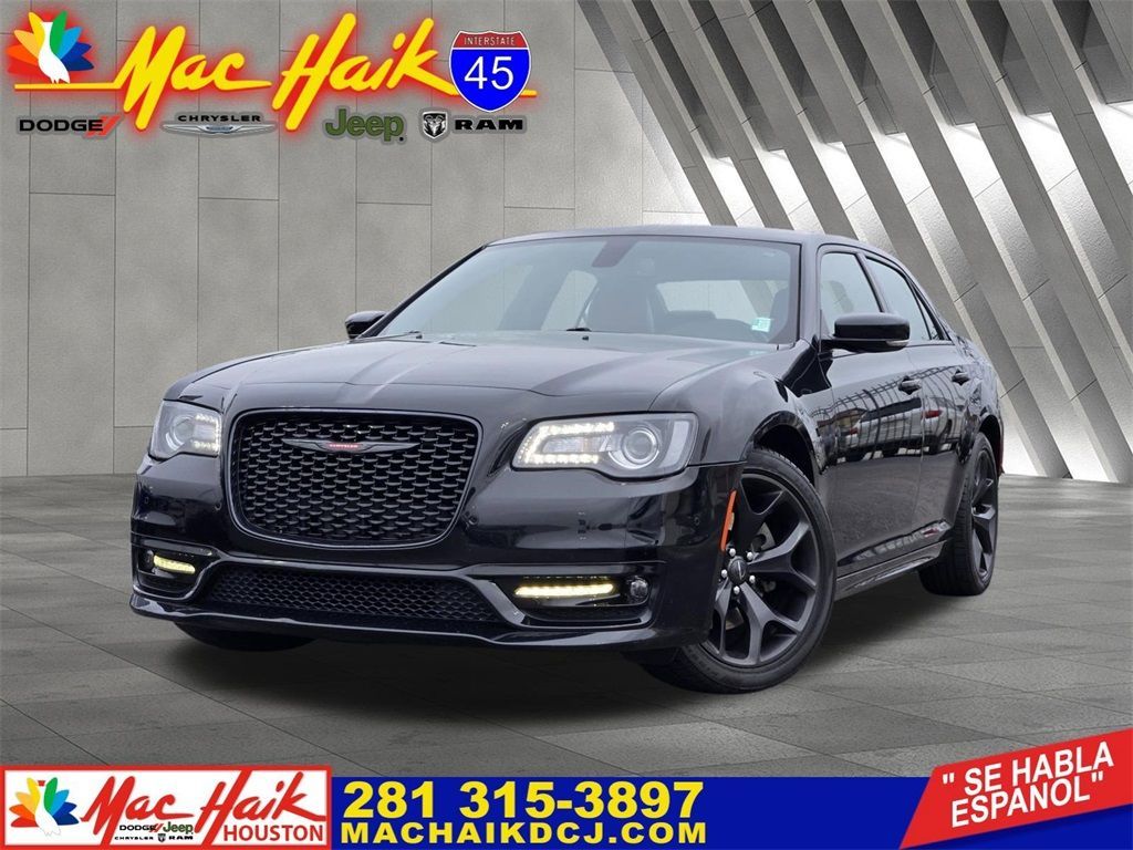 Used 2021 Chrysler 300