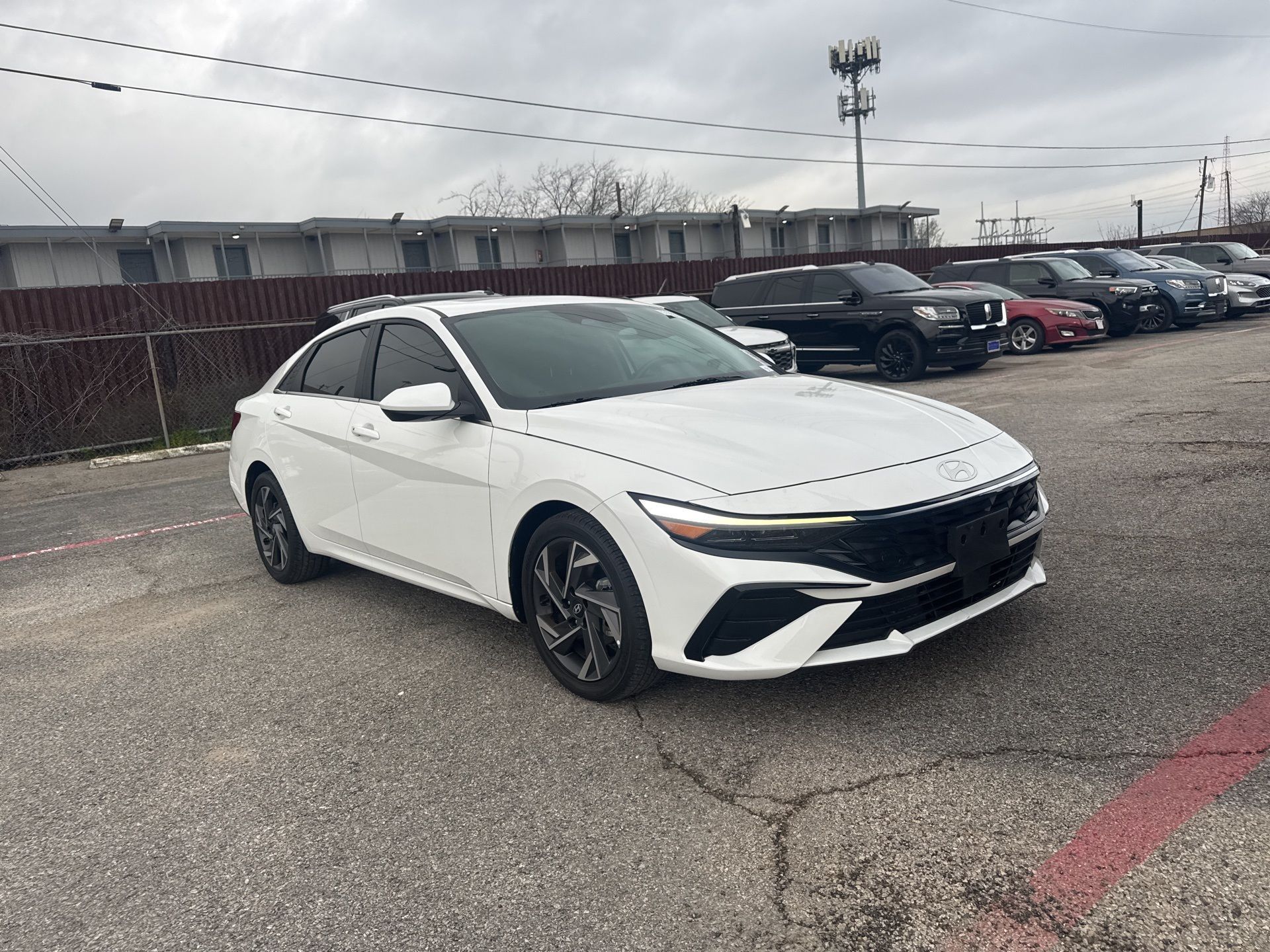 Used 2024 Hyundai Elantra