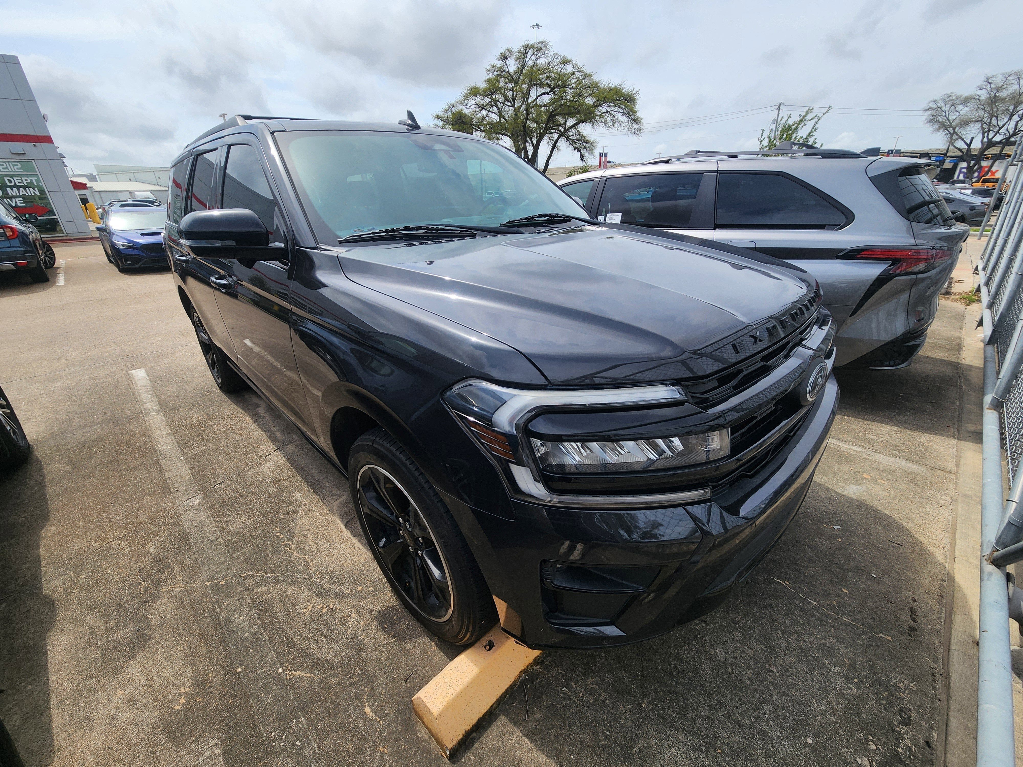 Used 2022 Ford Expedition