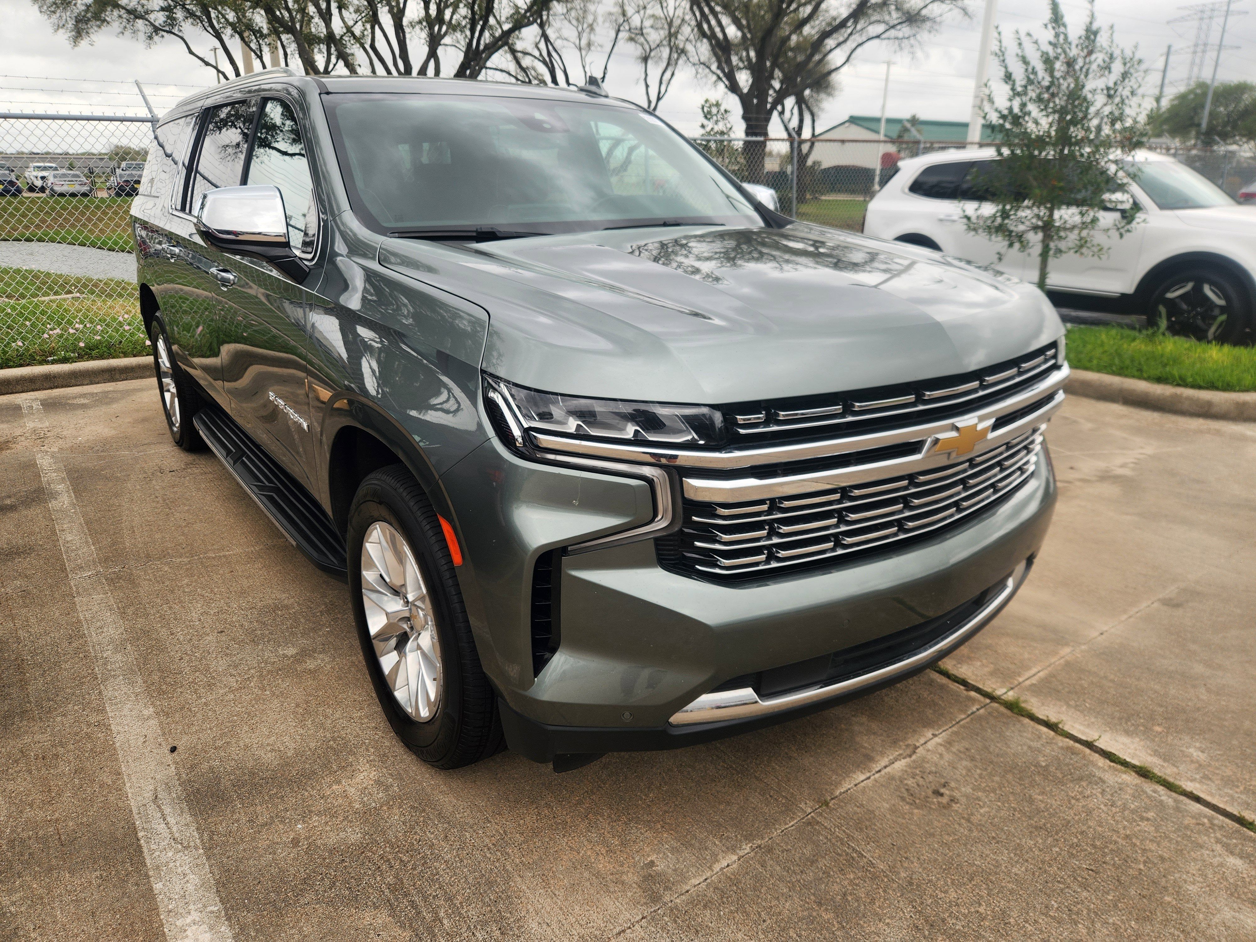 Used 2023 Chevrolet Suburban