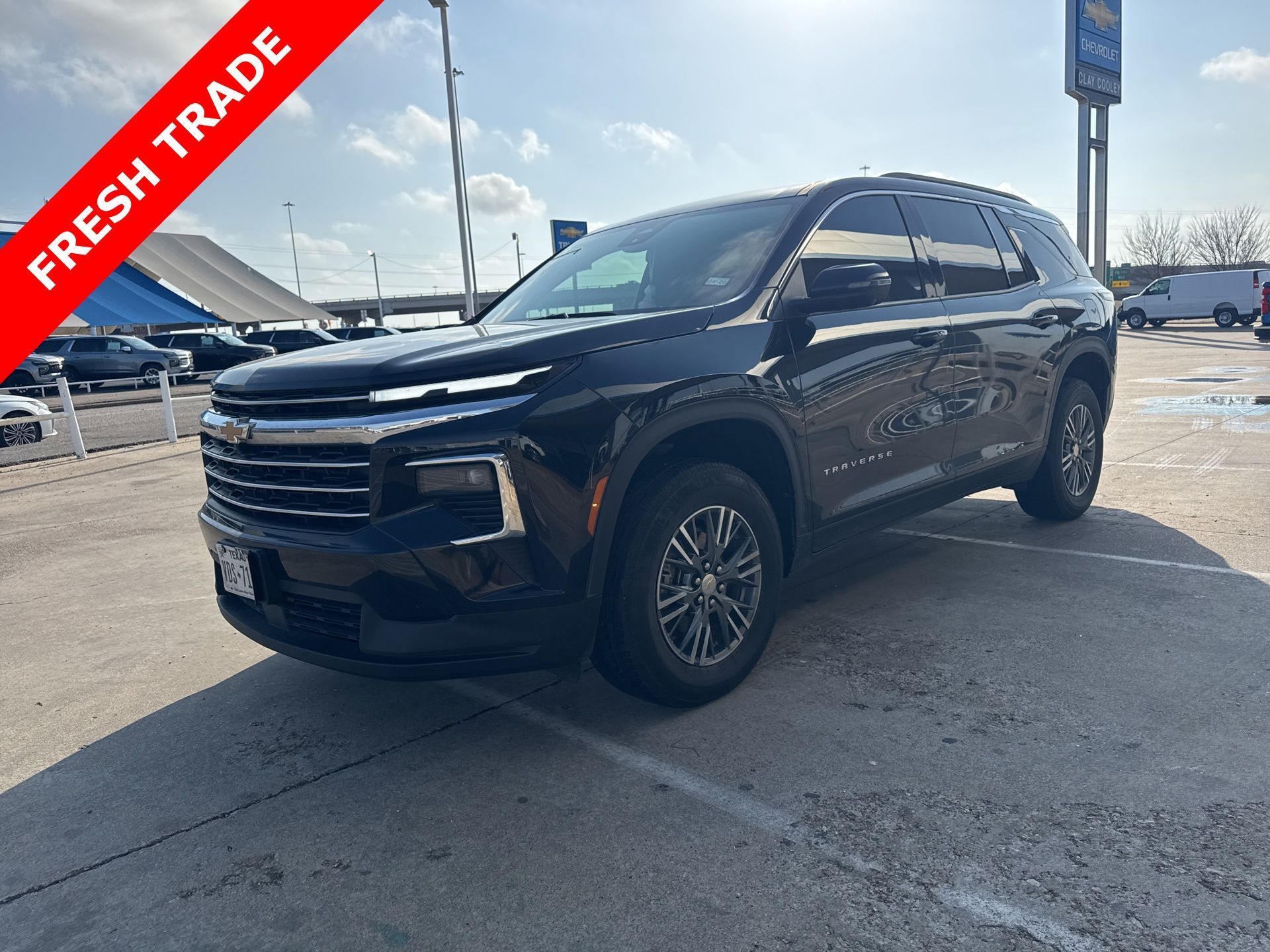 Used 2024 Chevrolet Traverse