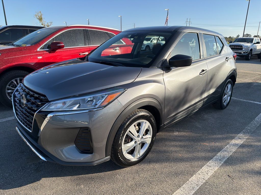Used 2024 Nissan Kicks